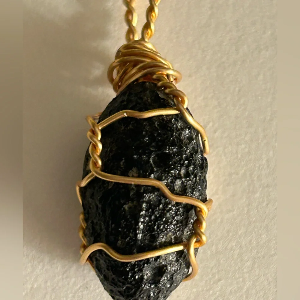 NWOT necklace Vietnam Black Tektite, artisan wire-wrapped 1.75” pendant goldtone